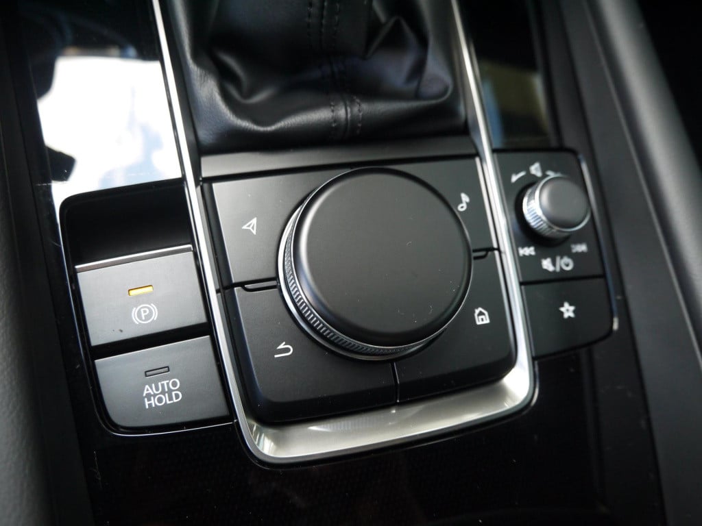 Mazda 3 2.5 e-skyactiv-g m hybrid 140 exclusive-line