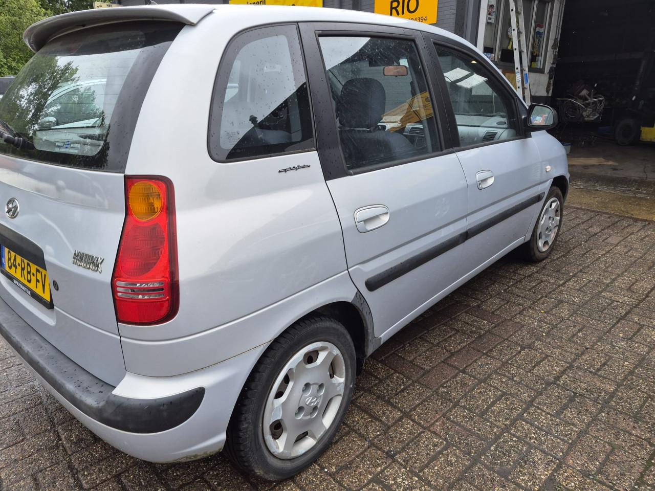 Hyundai Matrix MPV 1.6-16V  Apk 15-5-2027
