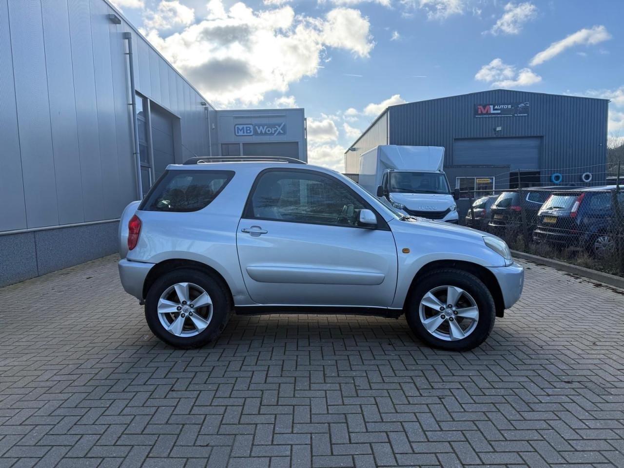 Toyota Rav4 1.8-16V VVT-I Luna