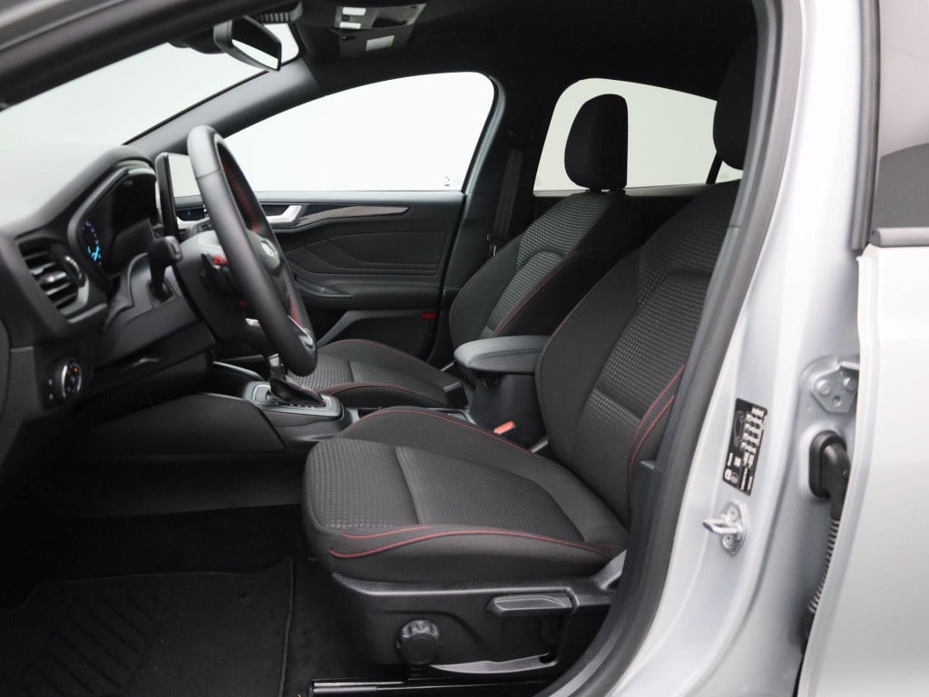 Ford Focus st line | automaat | climate control | cruise control | navigati