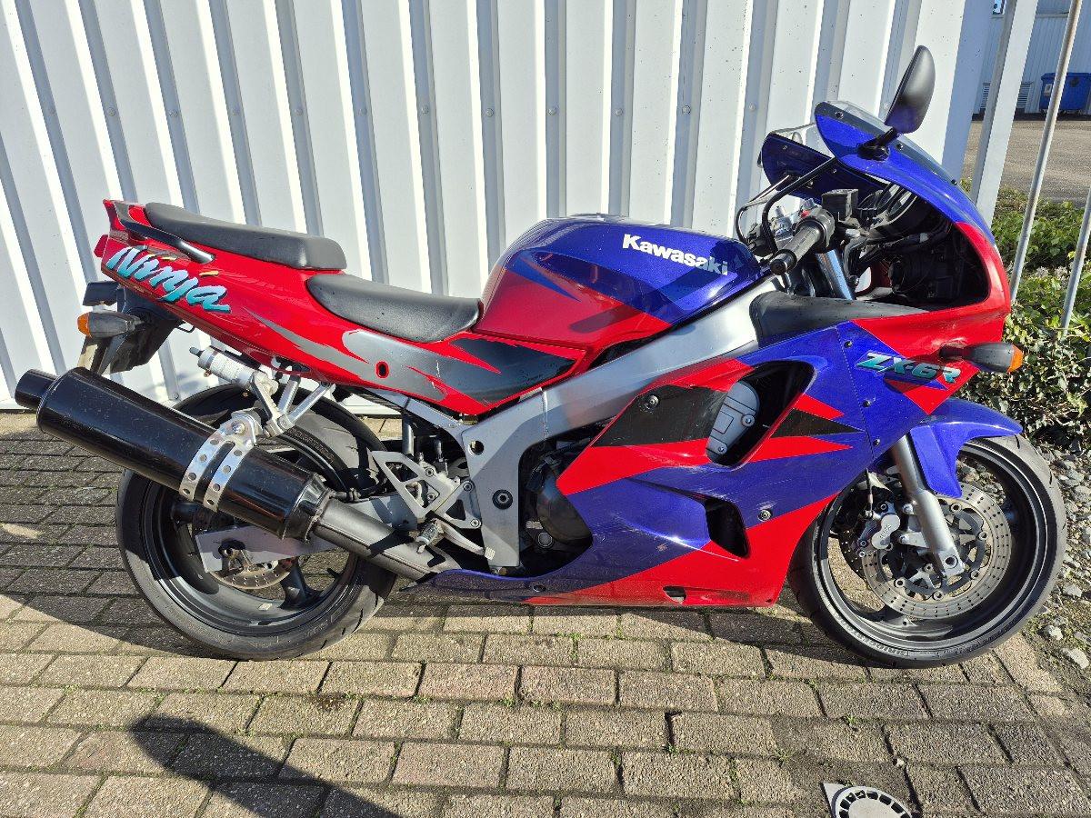 Kawasaki Ninja ZX6-R