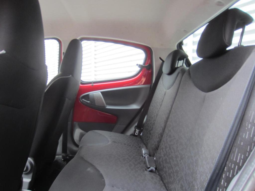 Peugeot 107 1.0i 12v sublime 5-drs airco nieuwe apk