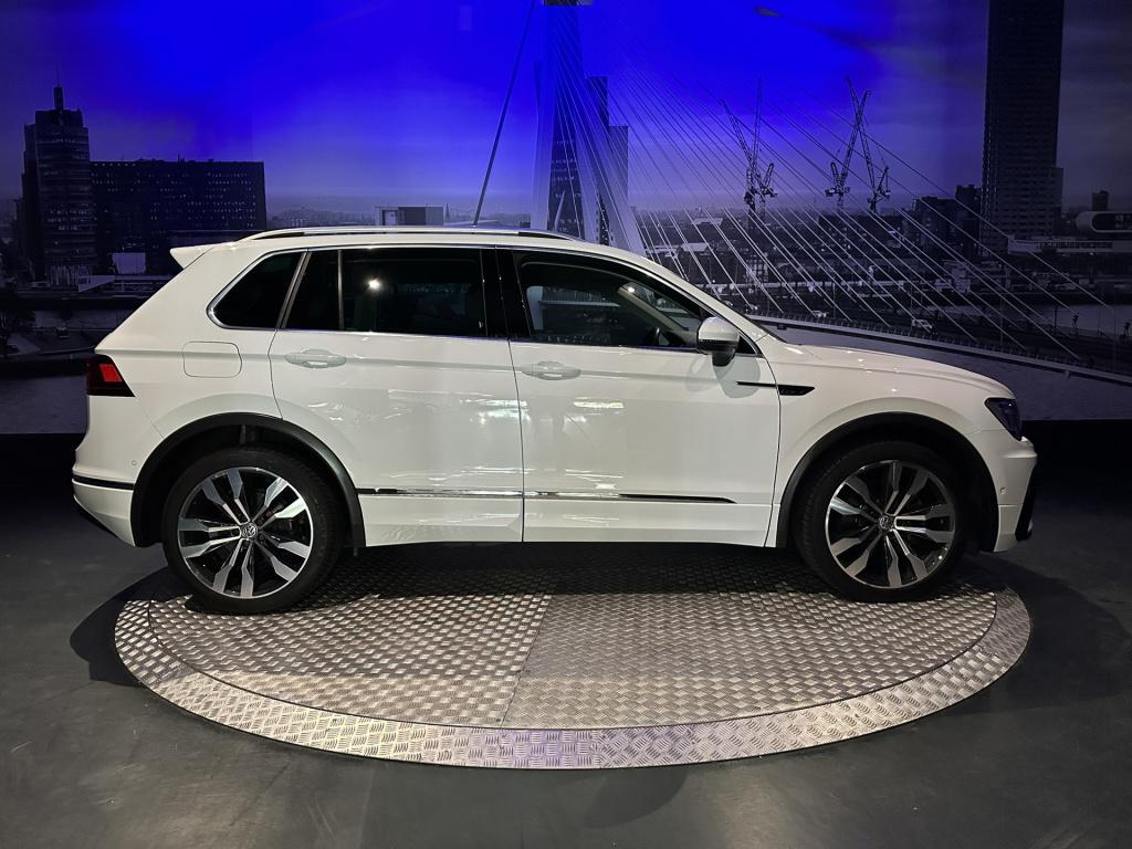 Volkswagen Tiguan 2.0 tsi 4motion highline business r *360camera*appconnect