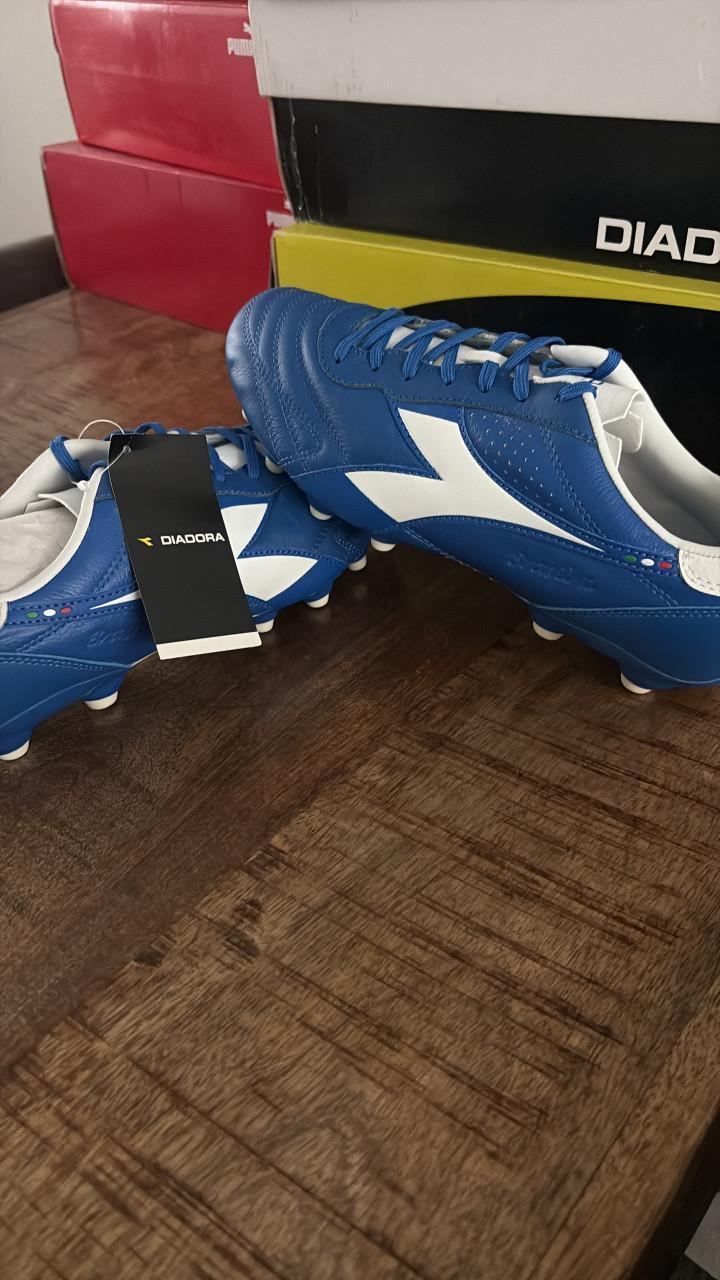 Voetbalschoenen Puma -d Diadora