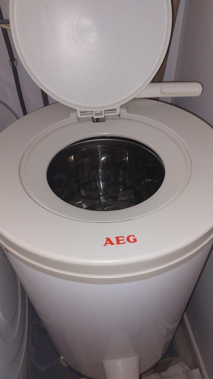 Centrifuge  AEG