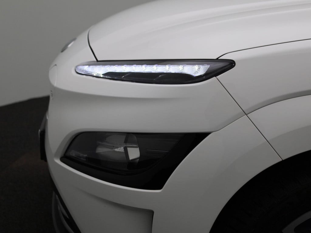Hyundai Kona ev fashion 39 kwh