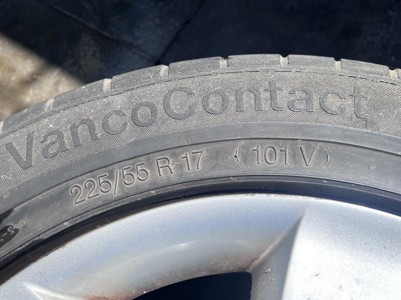 Autobanden (zomer) Te Koop