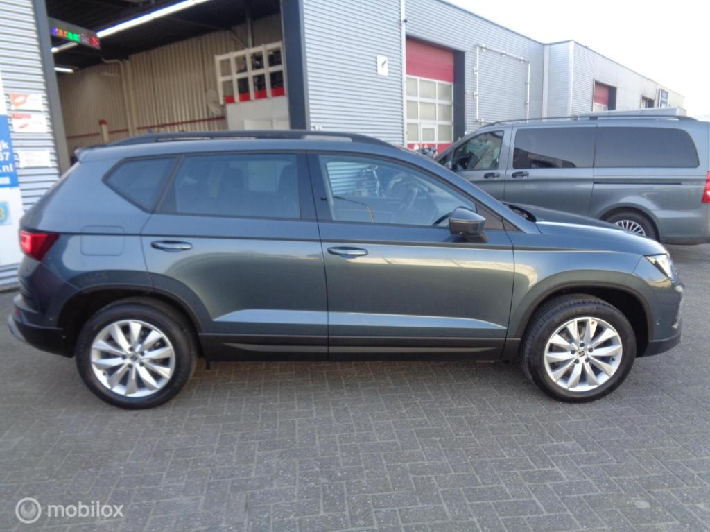 Seat Ateca 1.0 tsi style business intense/airco/led/lm velgen/apple carplay