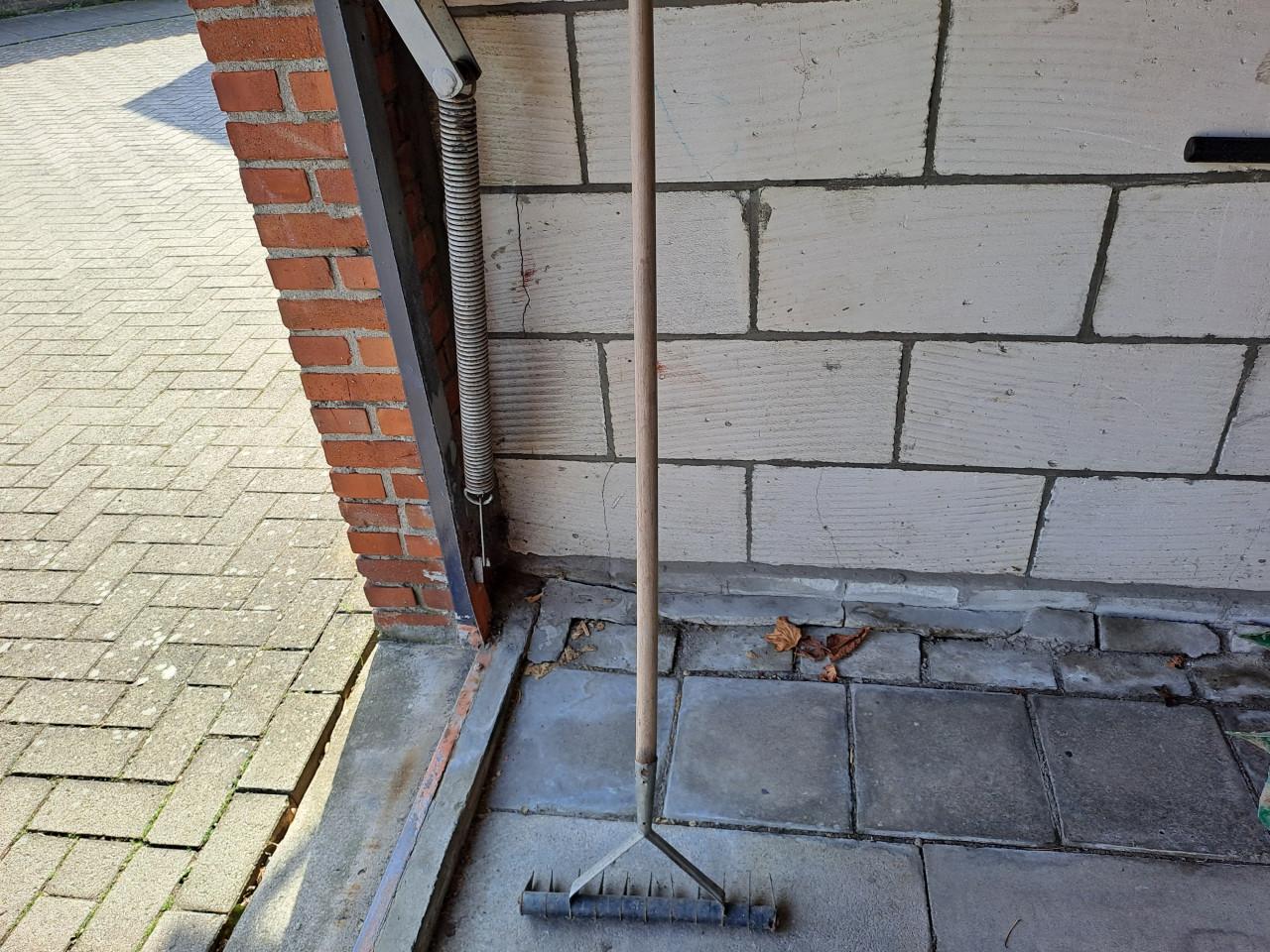 Te koop rommelmarkt spullen adv.2