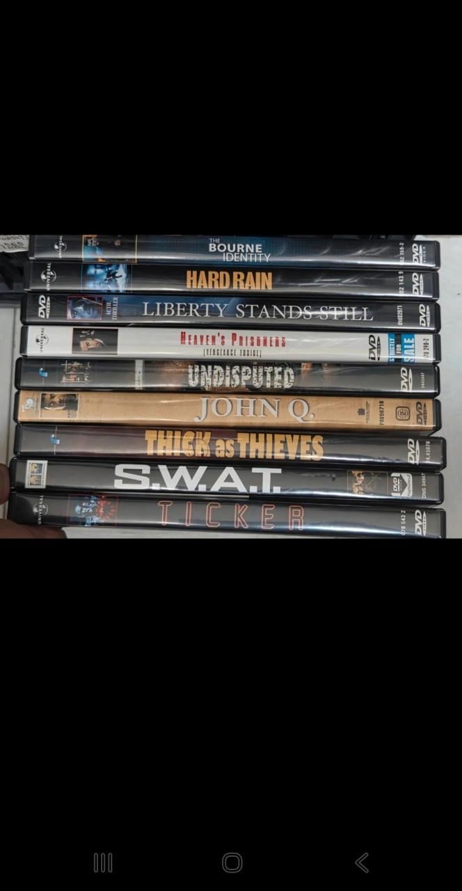 29 dvd's