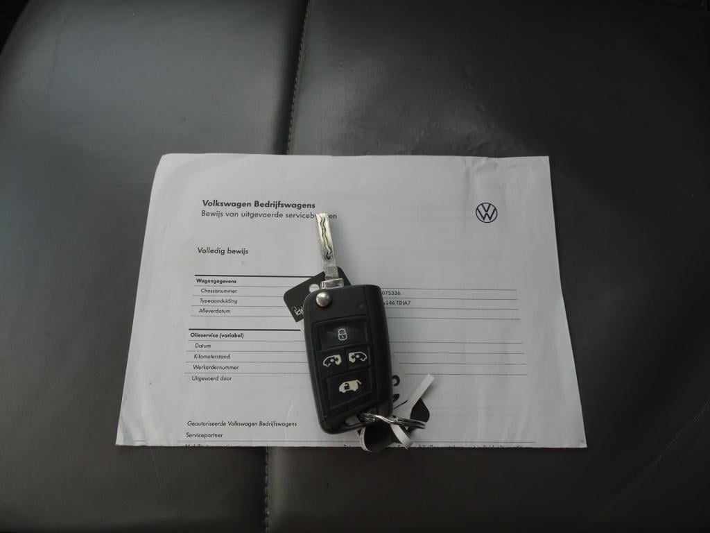 Volkswagen Transporter 2.0 tdi l2h1 30 dc bulli 200pk | dubbele cabine | el
