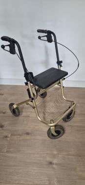 Rollator,  gebruikt voor 50ste verjaardag