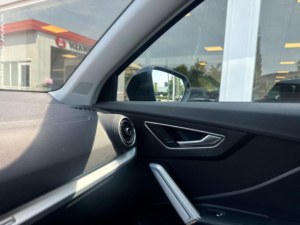 Audi Q2 30 tfsi sport