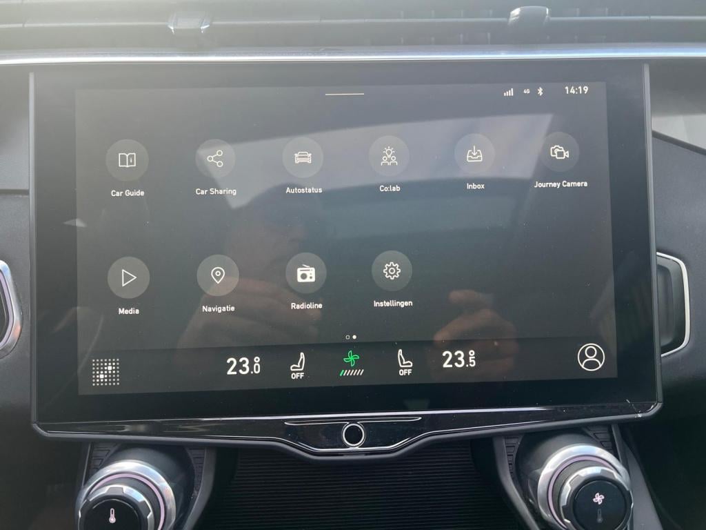 Lynk & Co 01 1.5td 261pk phev, pano, 360 graden camera, car play, adaptieve