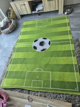 Voetbal vloerkleed 160 x 230 cm – groen