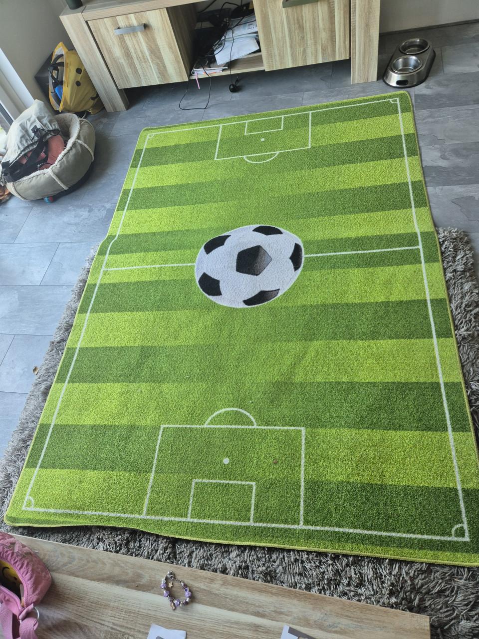 Voetbal vloerkleed 160 x 230 cm – groen