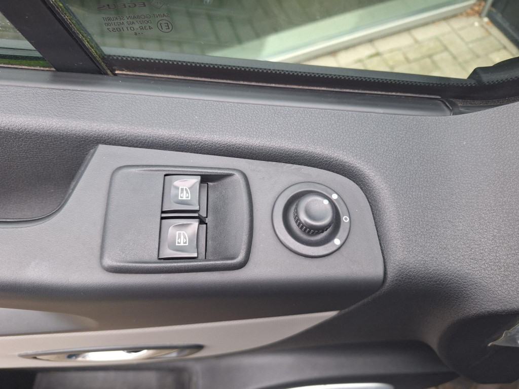 Renault Trafic 1.6 dci t29 l2h1 dc luxe energy airco, navigatie, cruise con