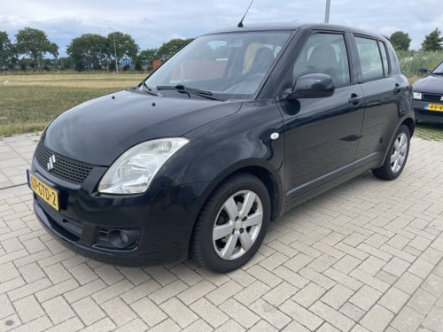 Suzuki Swift 1.3 bandit 5 deurs 135000 km