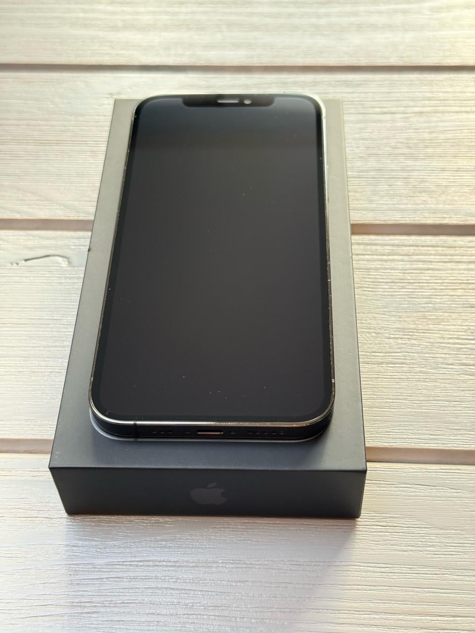 Apple iPhone 12 Pro 128GB Grafiet - Krasvrij scherm + Doos