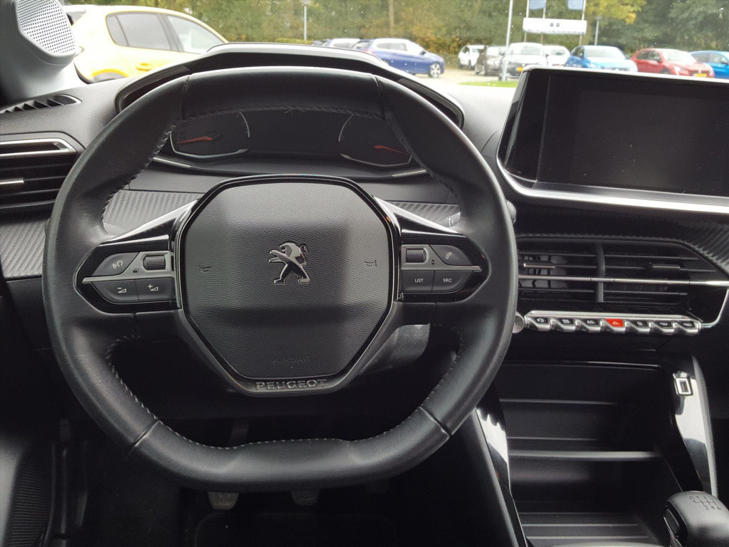 Peugeot 208 1.2 puretech 100pk active airco | cruise control navigatie via 