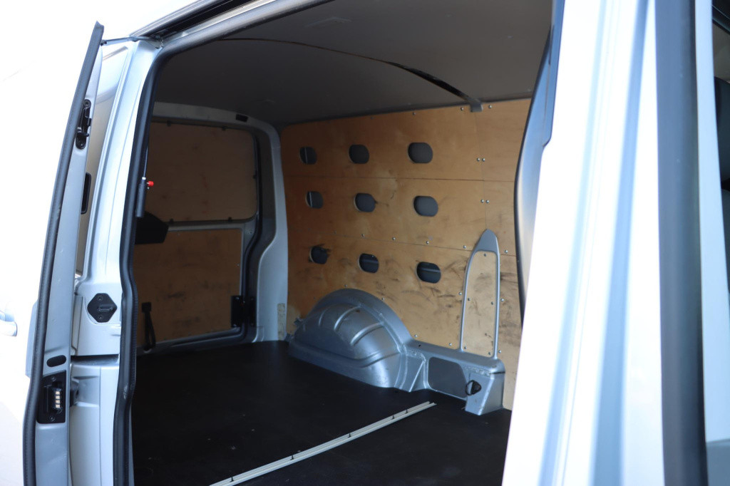 Volkswagen Transporter 2.0 tdi l2h3 30 bulli 150pk dsg7