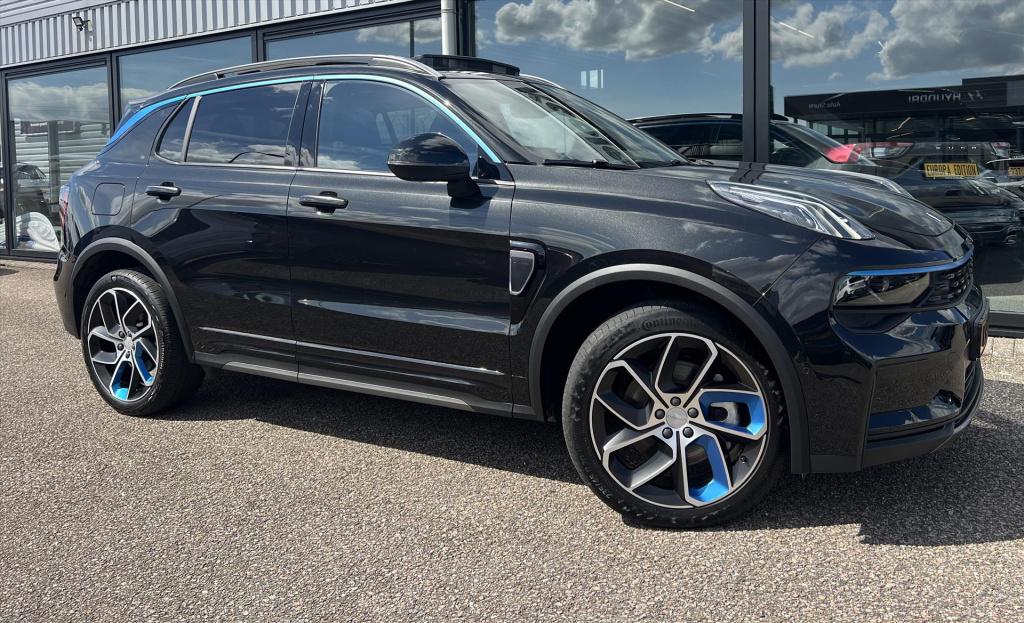 Lynk & Co 01 1.5 261pk phev 7dcth , panodak , adaptive cc , carplay