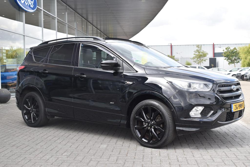 Ford Kuga 1.5 ecoboost st line | automaat | panoramadak | climate control |
