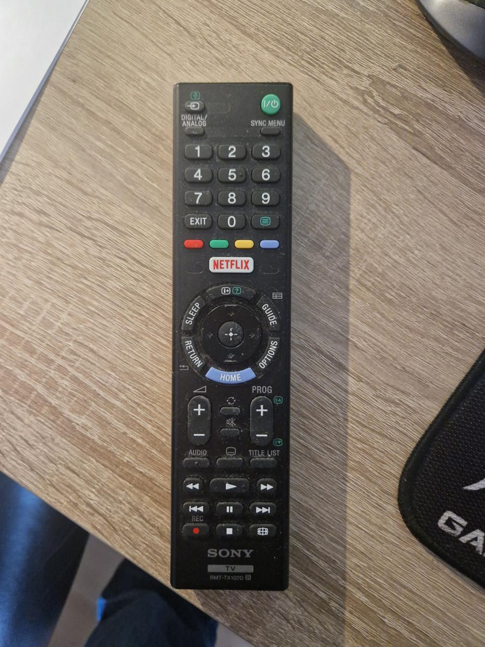 Sony tv 32 inch KDL32WD759