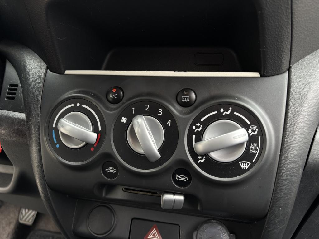 Suzuki Alto 1.0 celebration easss