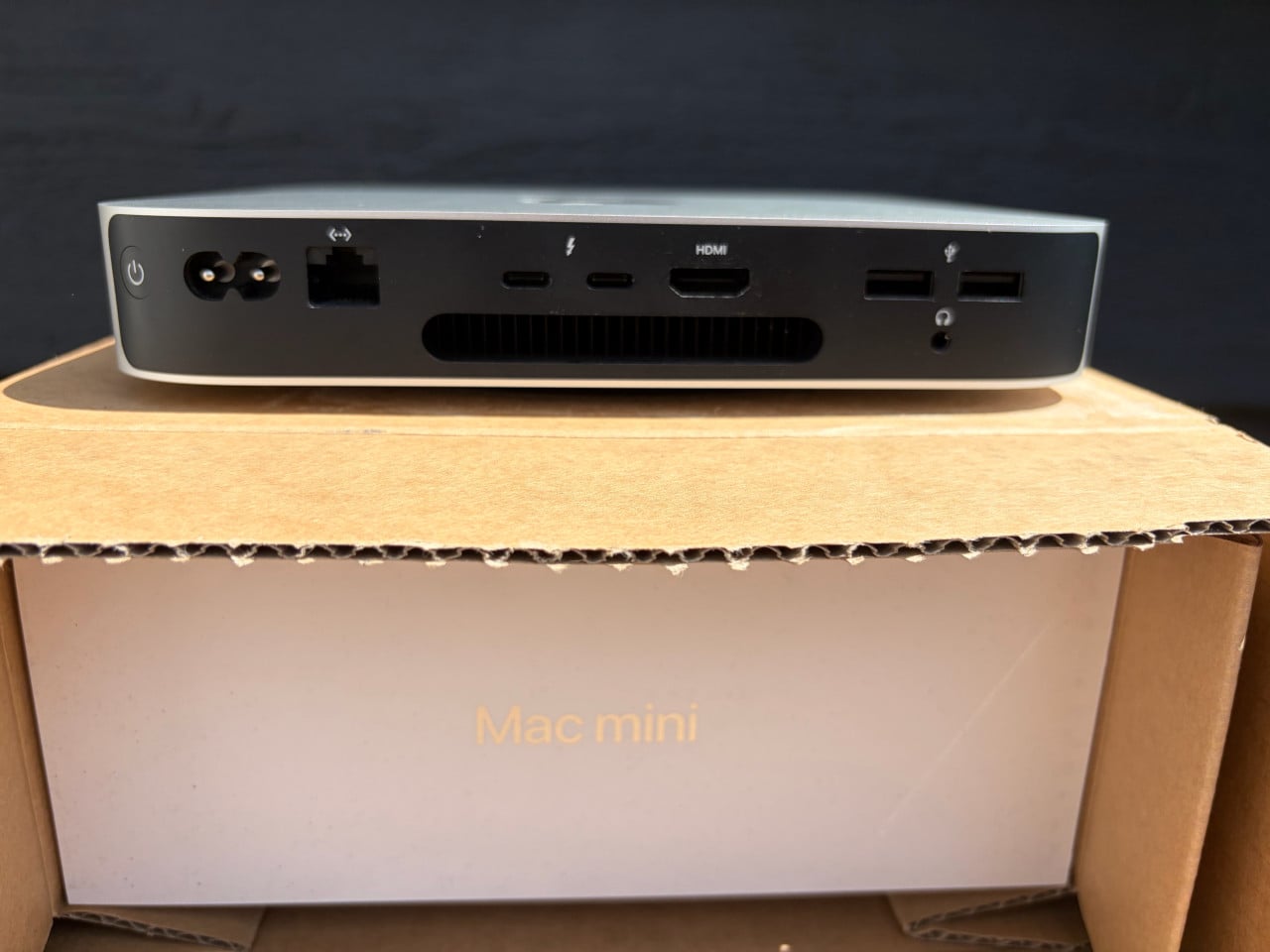 Apple Mac Mini M2 - 8GB - 256 SSD