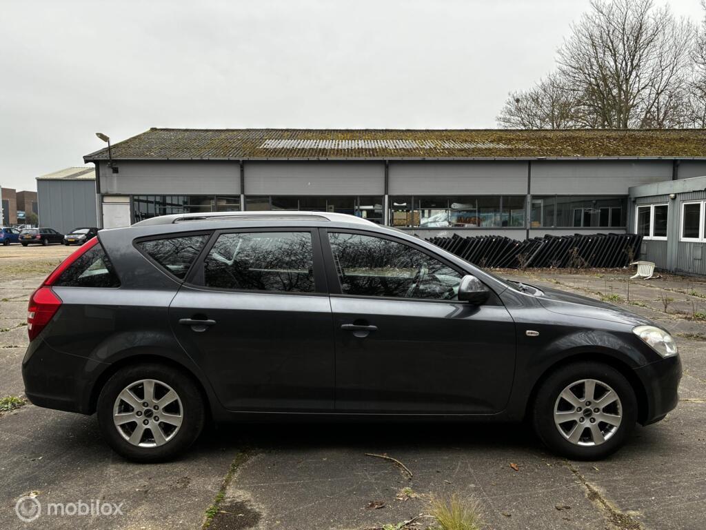 Kia cee'd Sporty Wagon 1.4 X-tra ISG Airco km142.399 Nap BJ2009