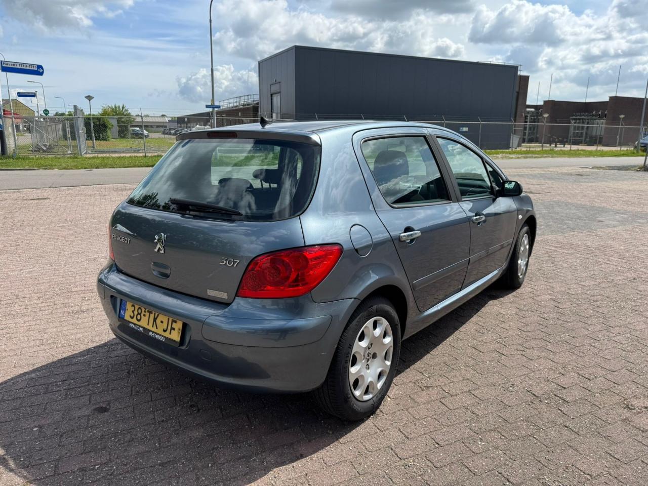Peugeot 307 bj 2006  1000 euro