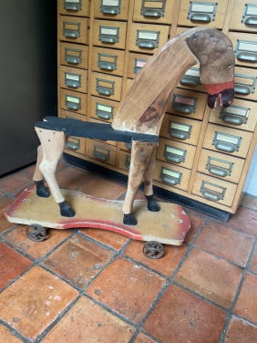 Antiek houten paard