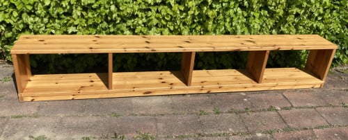 Gratis! Lage grenen kast ook als bank te gebruiken