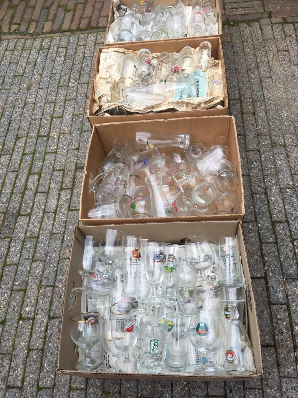 Verzameling bierglazen