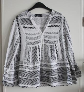 Zwart witte blouse maat m