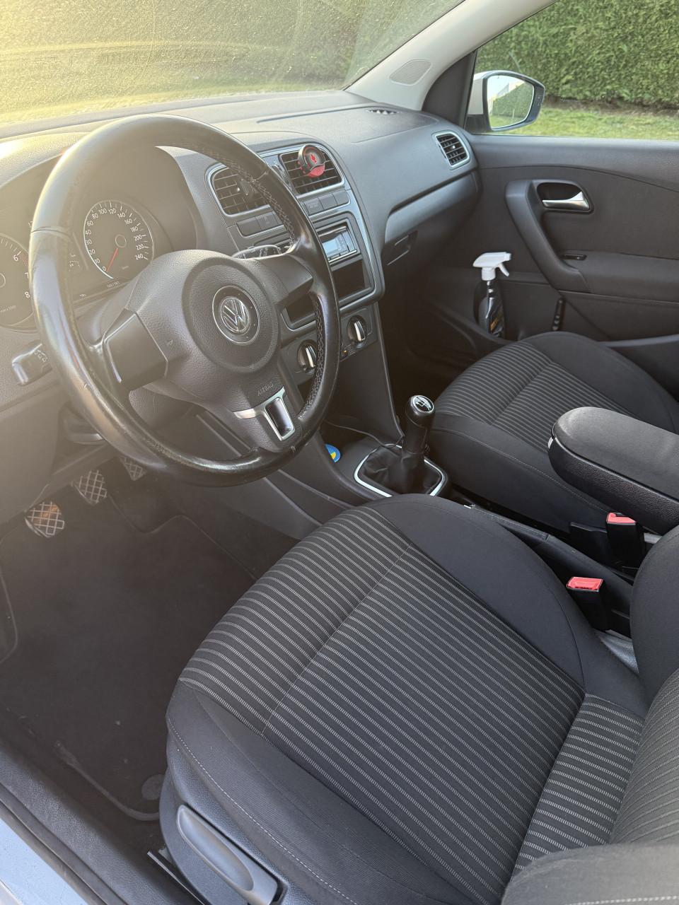 Volkswagen Polo 1.2 51KW 2010 Grijs