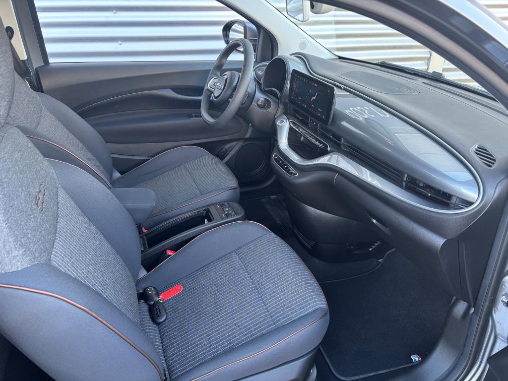 Fiat 500e la prima 42 kwh