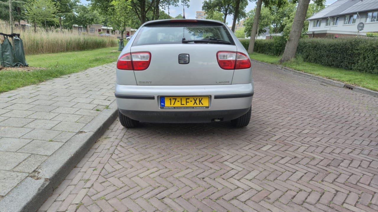 Seat Leon Stella 1.4 uit 2002 met Airco