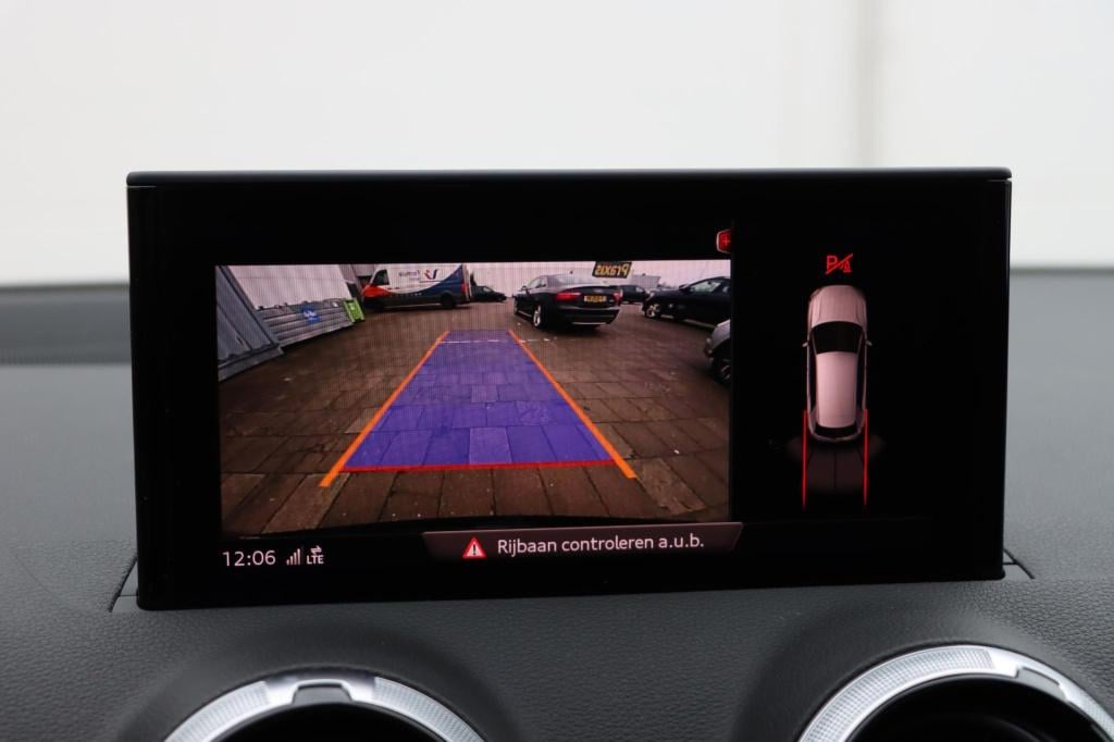 Audi Q2 35 tfsi | s edition | 150pk | s-tronic | ambiente | zwart optiek