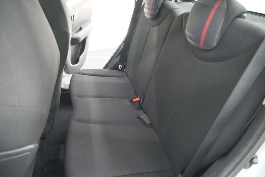 Peugeot 108 1.0 e-vti première | bluetooth radio | airco | 5 deurs