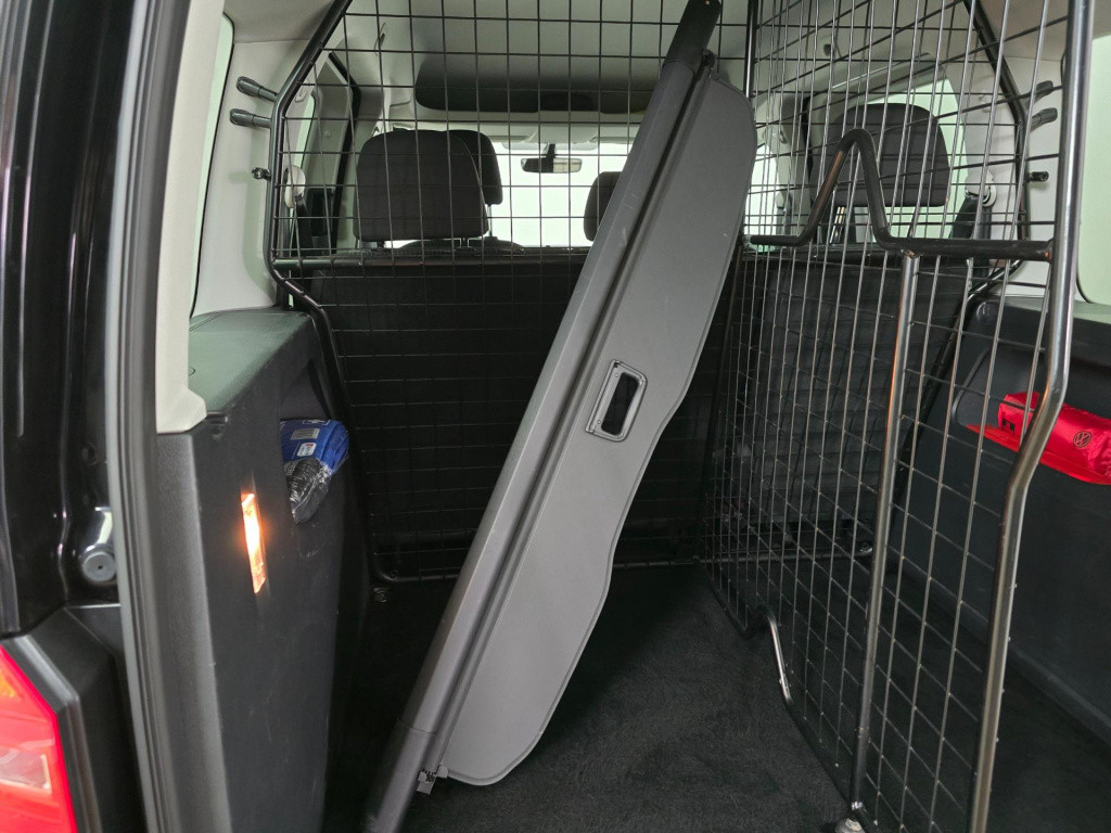 Volkswagen Caddy occasion 1.0 tsi 5 persoons met cruisecontrol en app conne