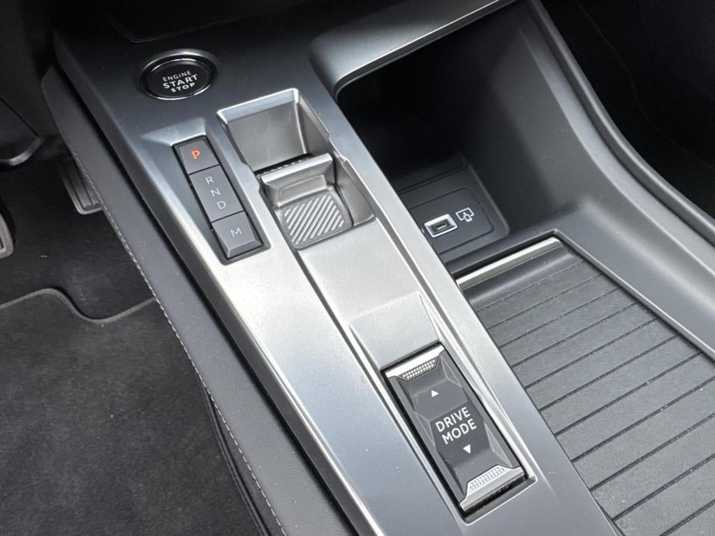 Peugeot 308 1.2 puretech allure | nieuwstaat