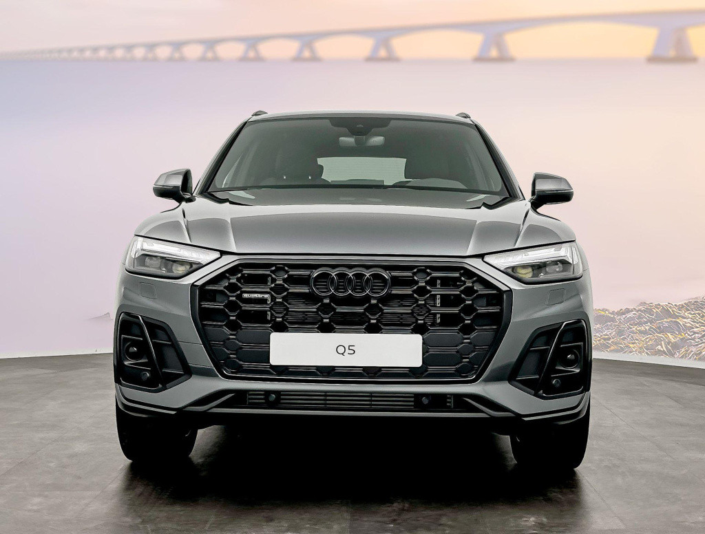 Audi Q5 s edition competition 50 tfsi e 220 kw / 299 pk su