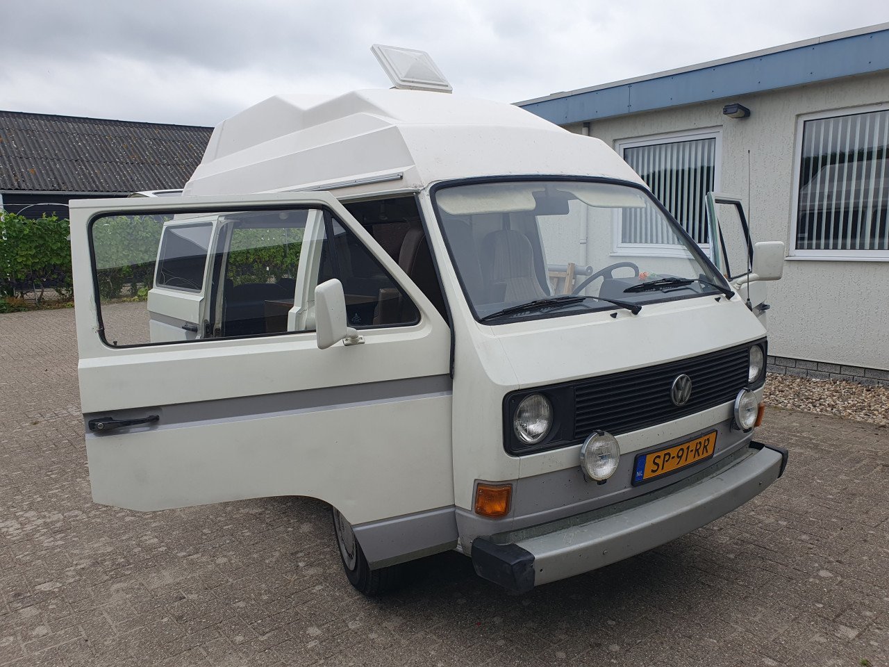 VW T3 Camper 2.0L automaat