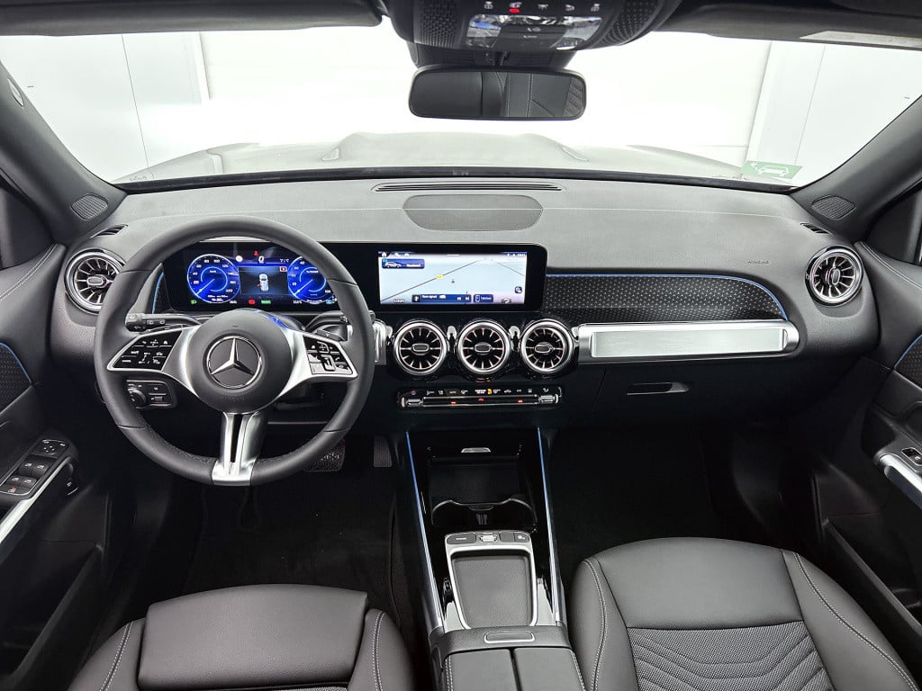 Mercedes-Benz Eqb 250+ business solution 71 kwh | parkeerpakket met achteru