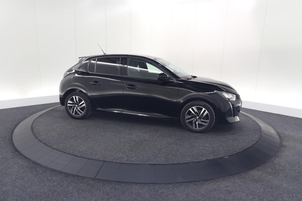 Peugeot 208 puretech 100 allure pack | camera | apple carplay | stoelverwar