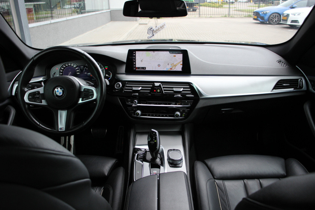 BMW 5 Serie 520i high executive m-sport | orig. nl | dealeronderhouden