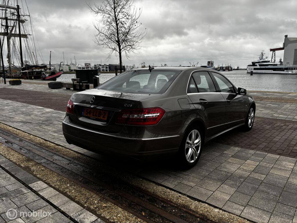 Mercedes E-klasse 250 CGI Business Class Avantgarde km305.599 Nap BJ2010
