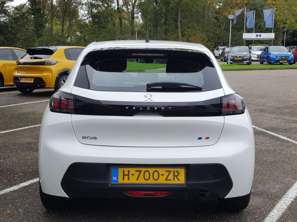 Peugeot 208 1.2 puretech 100pk active airco | cruise control navigatie via 